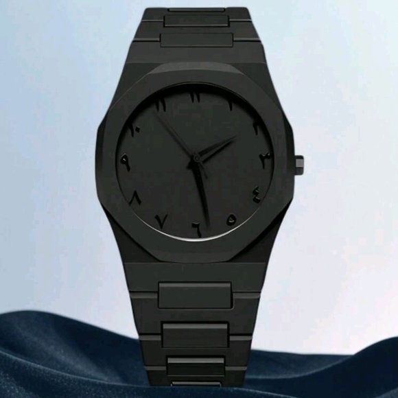 Sleek Black Watch - Picture 2 of 4